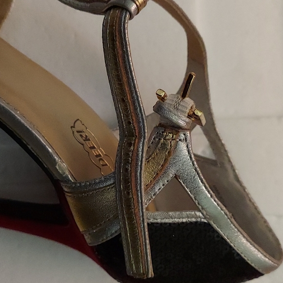 Oh...Deer! Jamocha Black Sequin Red Suede heel - Picture 8 of 10